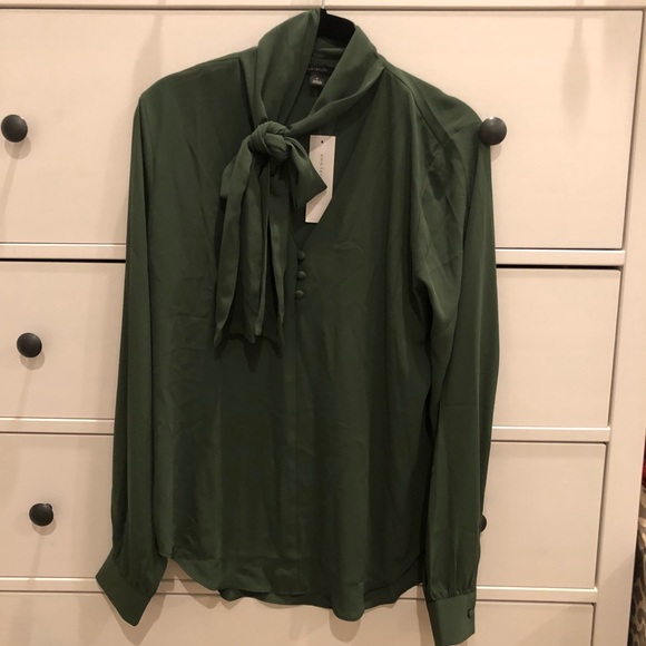 Ann Taylor Olive Green Blouse - NWT - Picture 1 of 2